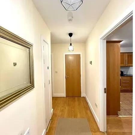 Peaceful 2 Bedrooms Near St Patrick's Cathedral Apartamento