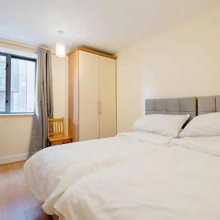 Peaceful 2 Bedrooms Near St Patrick's Cathedral شقة *
