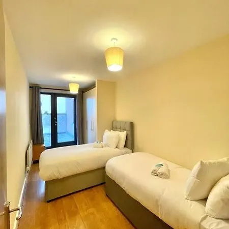 Peaceful 2 Bedrooms Near St Patrick's Cathedral