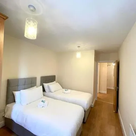 아파트 Peaceful 2 Bedrooms Near St Patrick's Cathedral 더블린