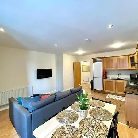 Peaceful 2 Bedrooms Near St Patrick's Cathedral 아파트 더블린