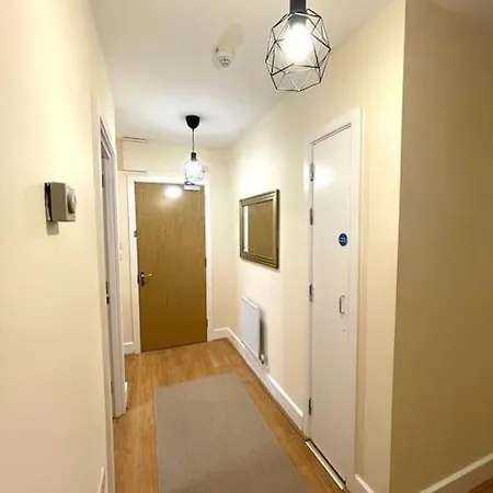 Peaceful 2 Bedrooms Near St Patrick's Cathedral Дублин