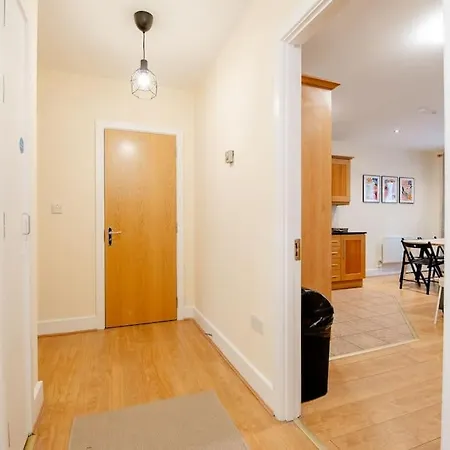 Peaceful 2 Bedrooms Near St Patrick's Cathedral Апартаменты *